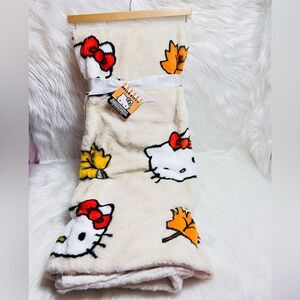 Hello Kitty Fall Throw